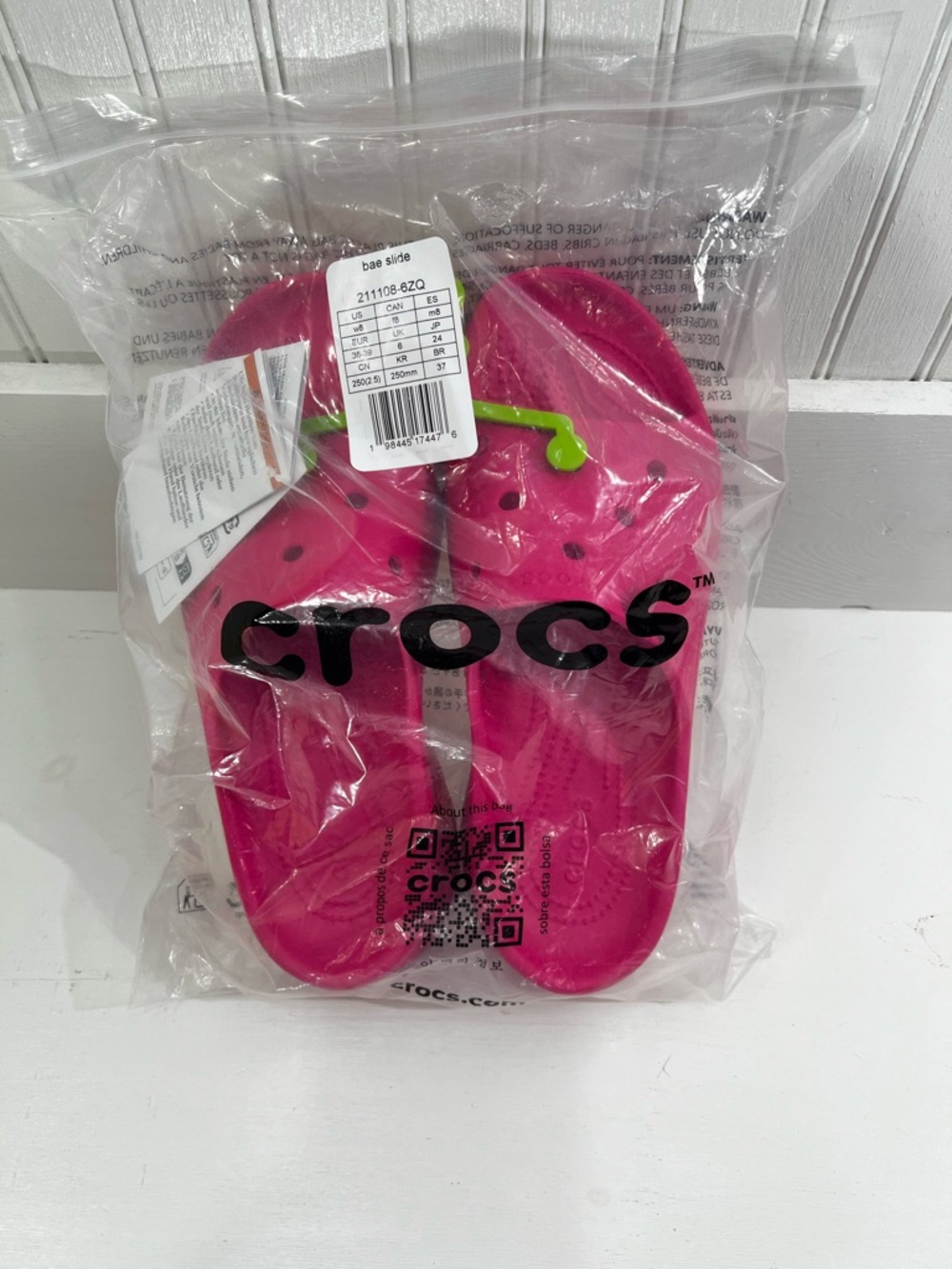 Crocs Bae Slide Platform Sandals Pink Dragon Fruit W8 NWT